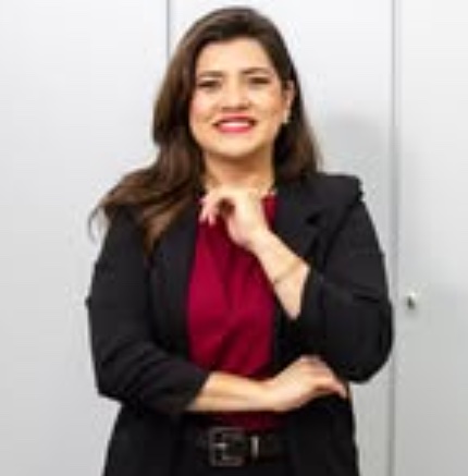 Retrato de Giselle Graça, fundadora da Organizza Consultoria